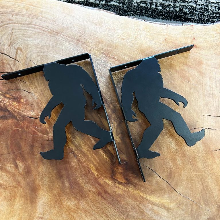 Bigfoot Shelf Brackets - Black Metal 8x10 - North Idaho Mercantile